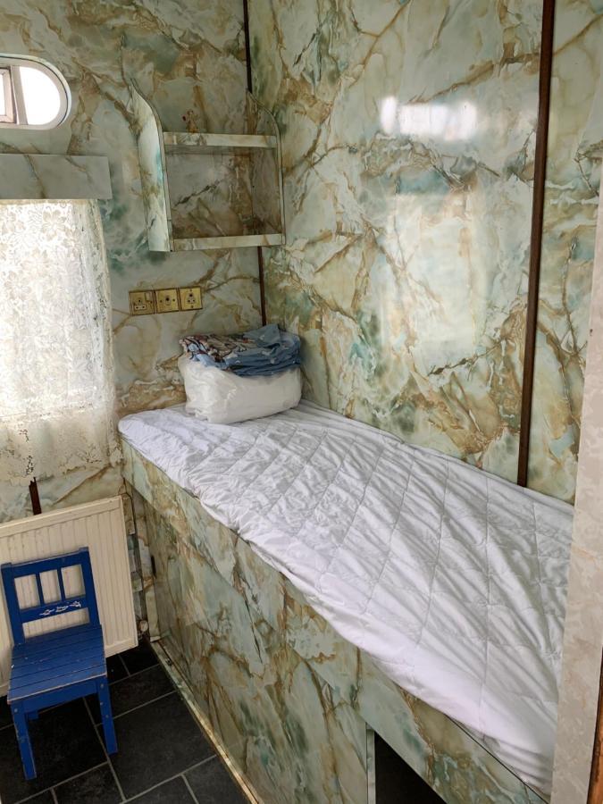 Vintage, Circus Holiday Home Мейблторп Экстерьер фото